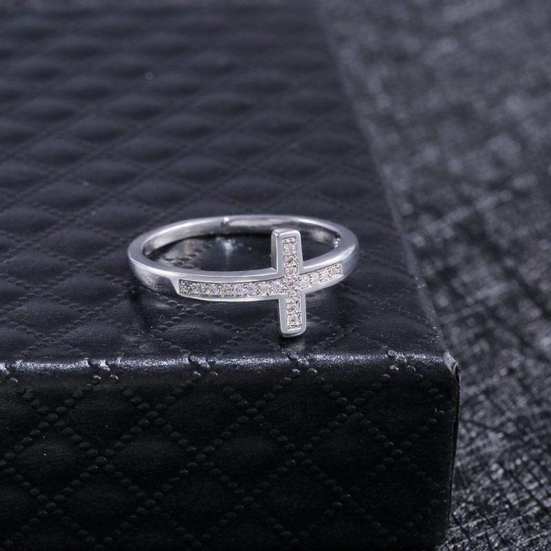 Christian Ring Diamond