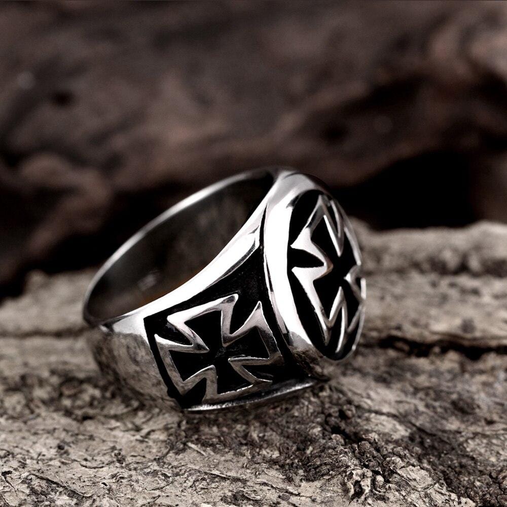 Christian Ring Maltese Cross