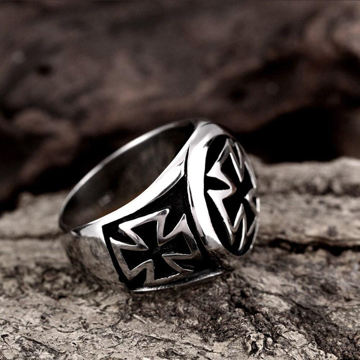 Christian Ring Maltese Cross