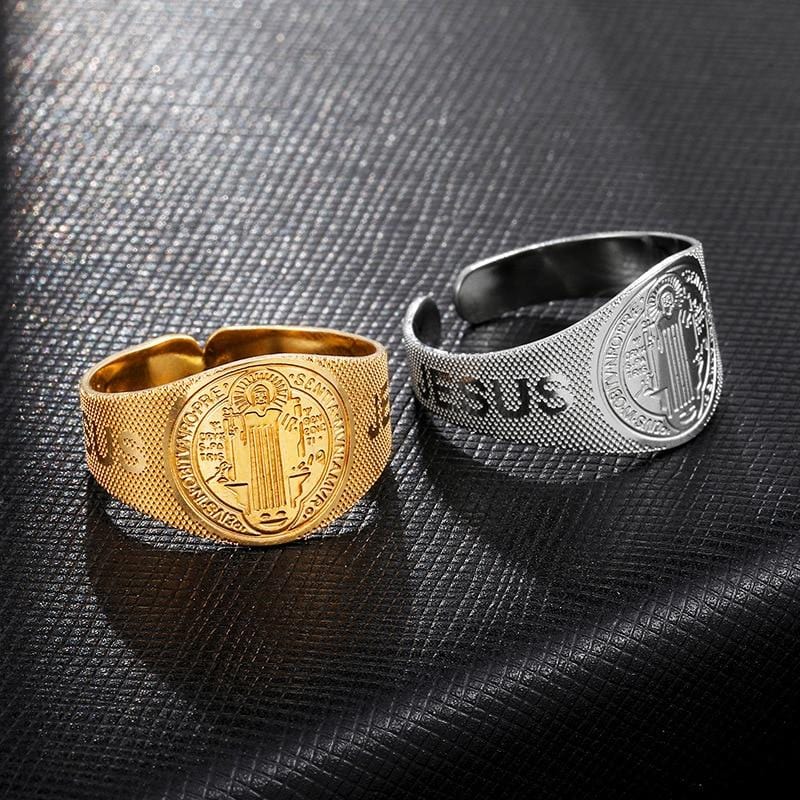 Christian Ring St Benedict